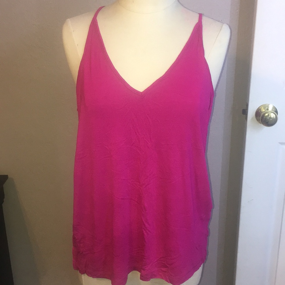 Loose V tank